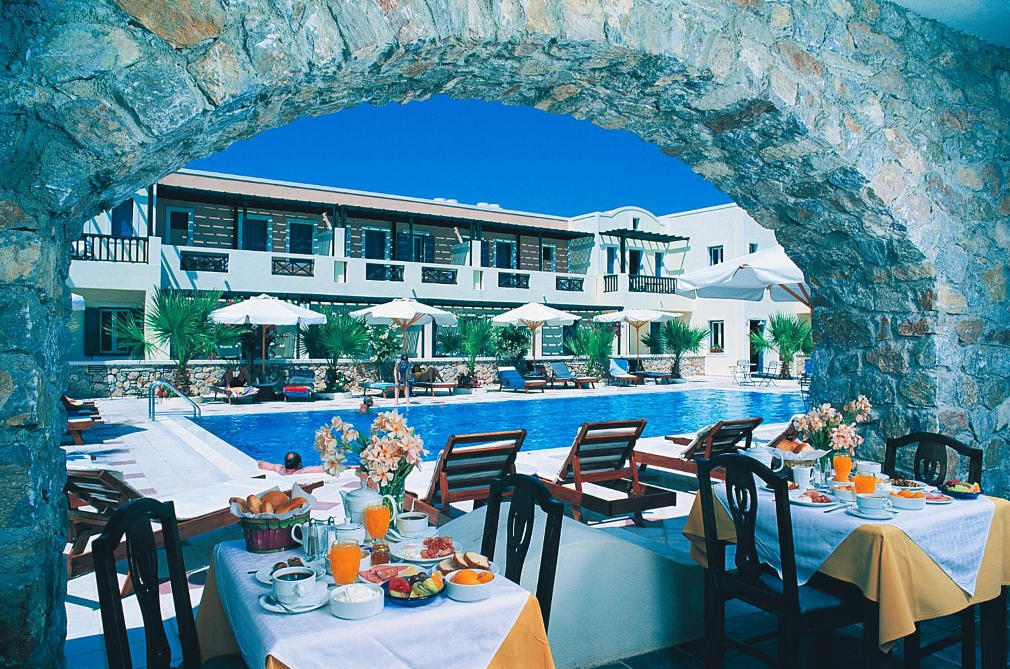 Rose Bay Hotel Kamári Restaurant foto