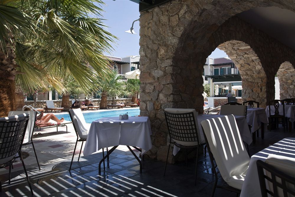 Rose Bay Hotel Kamári Exterior foto